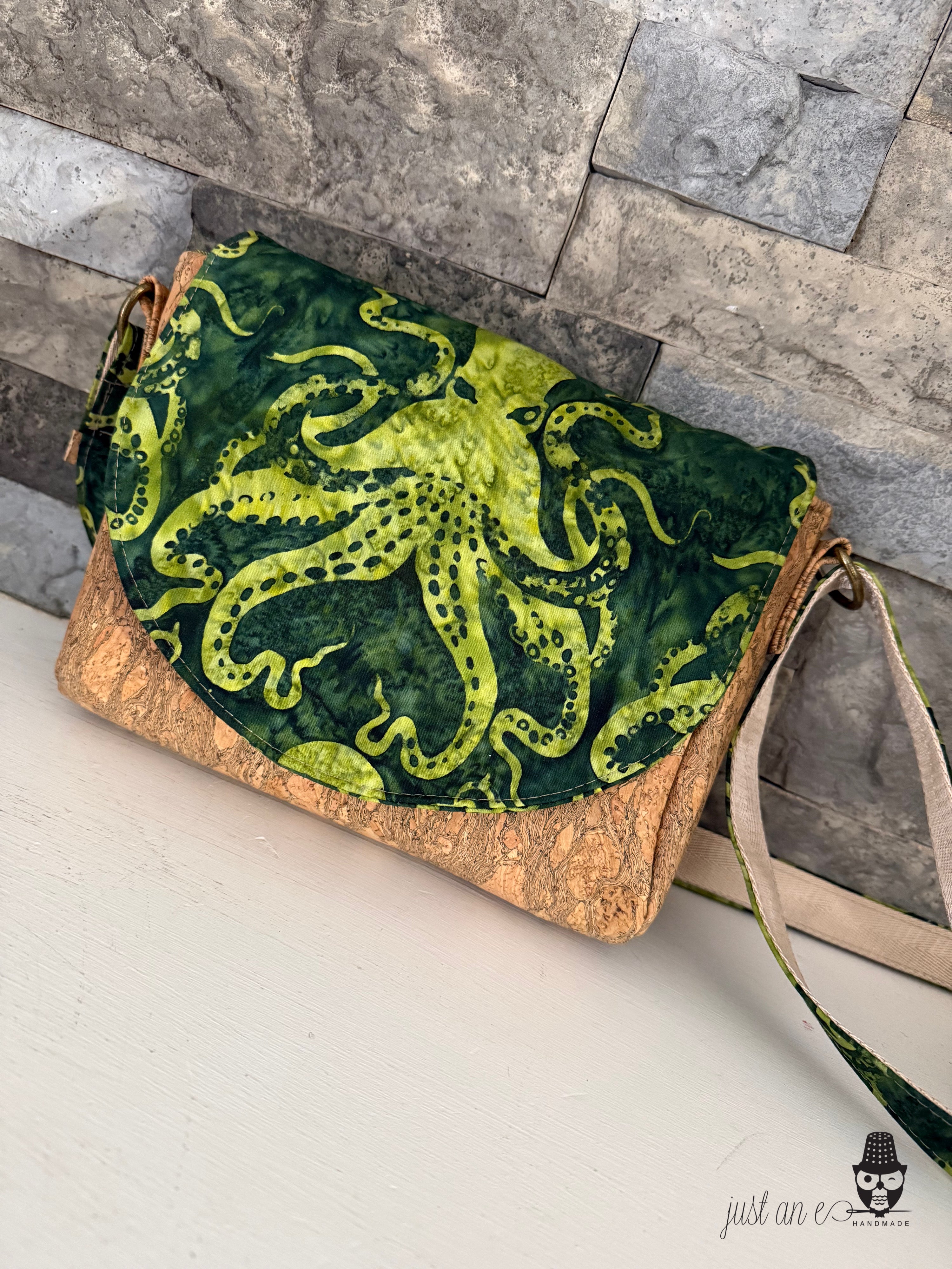 Octo Saddle Bag