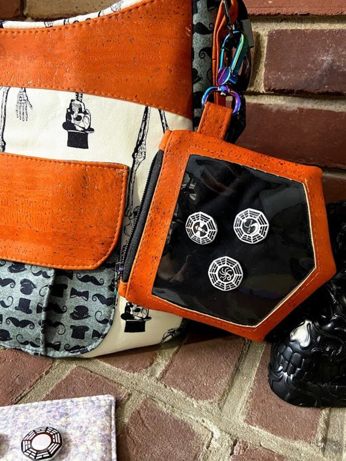 Presentation Pin Pouch - a PDF Pattern